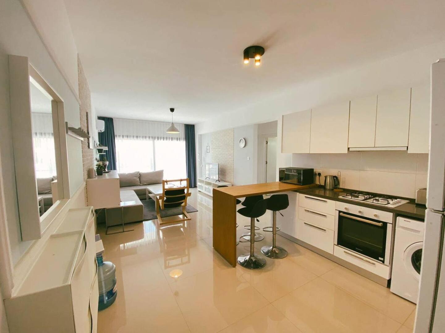 Stunning 2 Bedroom Holiday Home In 5-Star Resort Trikomo Eksteriør billede